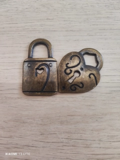 Kovová ozdoba - Zámok, 2ks/bal, 3,5*3cm