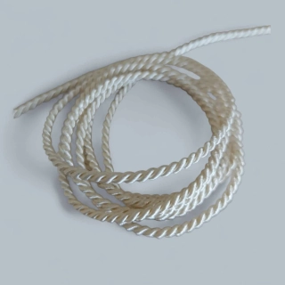 Šnúra točená krémová 2,8 mm / 2m